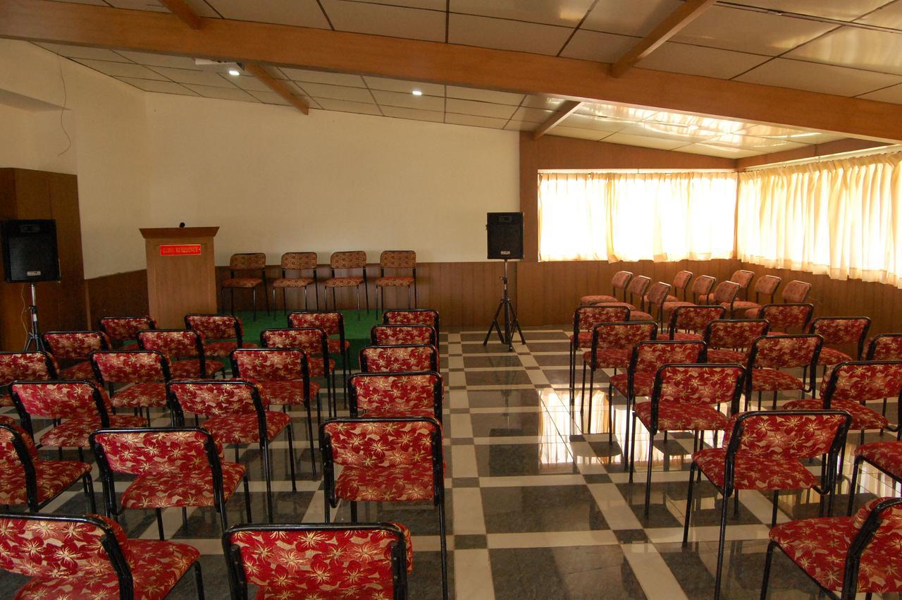 Ezhil Residency Hotel Kodaikanal Exterior photo