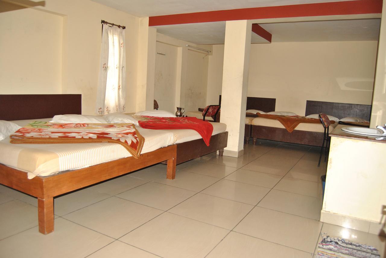 Ezhil Residency Hotel Kodaikanal Exterior photo