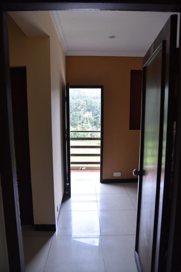 Ezhil Residency Hotel Kodaikanal Exterior photo